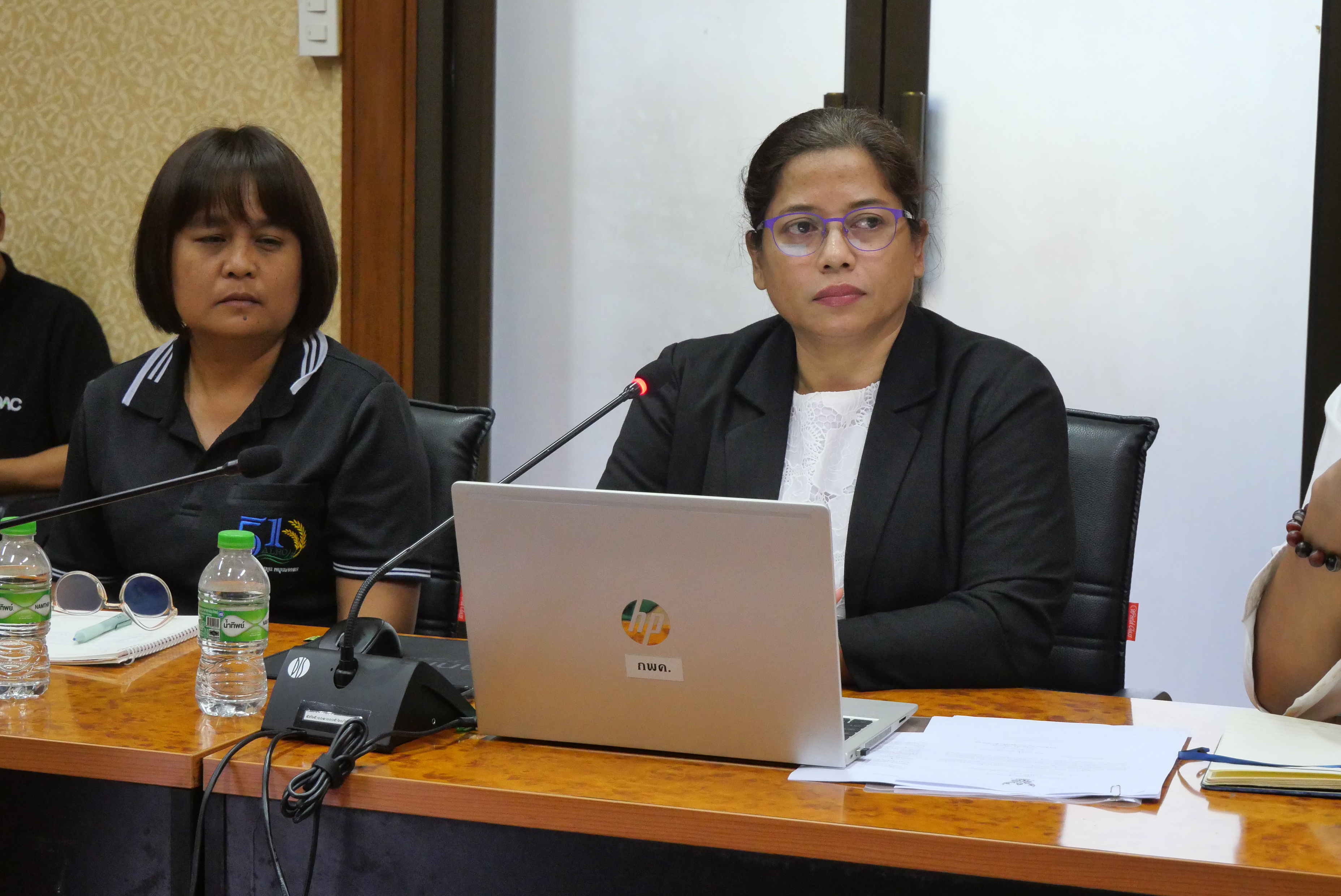 title - รองเลขาธิการ ส.ป.ก. ประชุมติดตามความก้าวหน้าการส่งเอกสารเบิกจ่ายผ่านระบบสารบรรณอิเล็กทรอนิกส์ (e-Office) ของสำนักบริหารกลาง 
